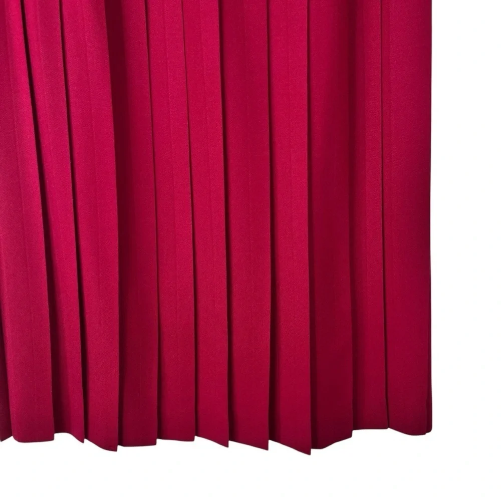 Vintage Talbots 100% Wool Pleated Midi Skirt Cranberry – Size 4L Made in USA